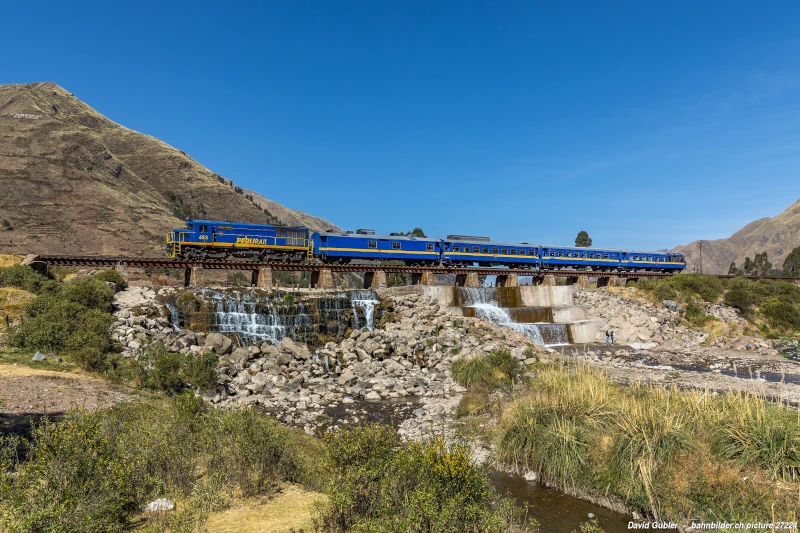 tren de agua